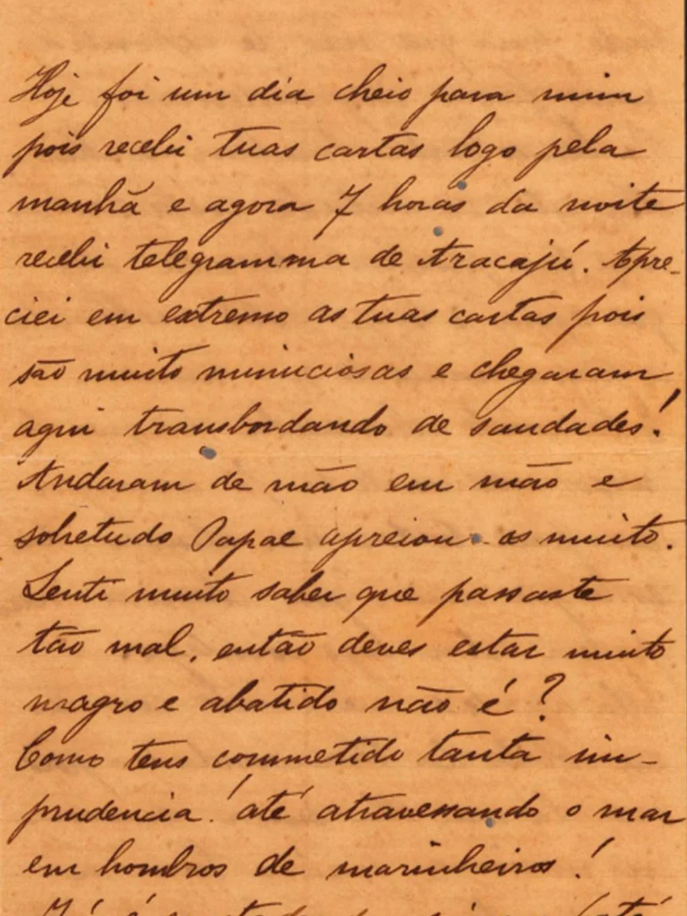 Carta manuscrita à tinta preta, em papel bem amarelado. No cabeçalho, está escrito: “10 de Outubro de 1905. Querido Oswaldo”. Para conhecer o conteúdo das quatro páginas, leia as cartas de Oswaldo e sua família.